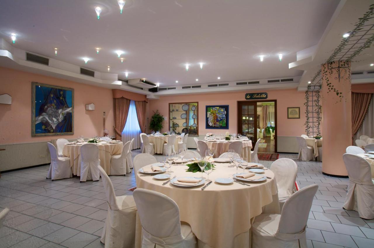 Hotel Giardino San Lorenzo in Campo Buitenkant foto