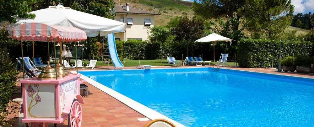 Hotel Giardino San Lorenzo in Campo Buitenkant foto