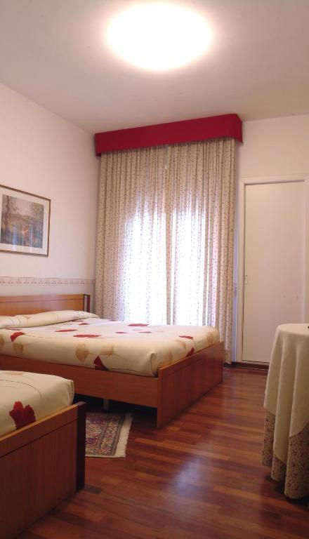 Hotel Giardino San Lorenzo in Campo Buitenkant foto
